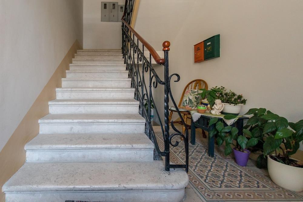 Pietra Rossa Hotel Split Exterior photo